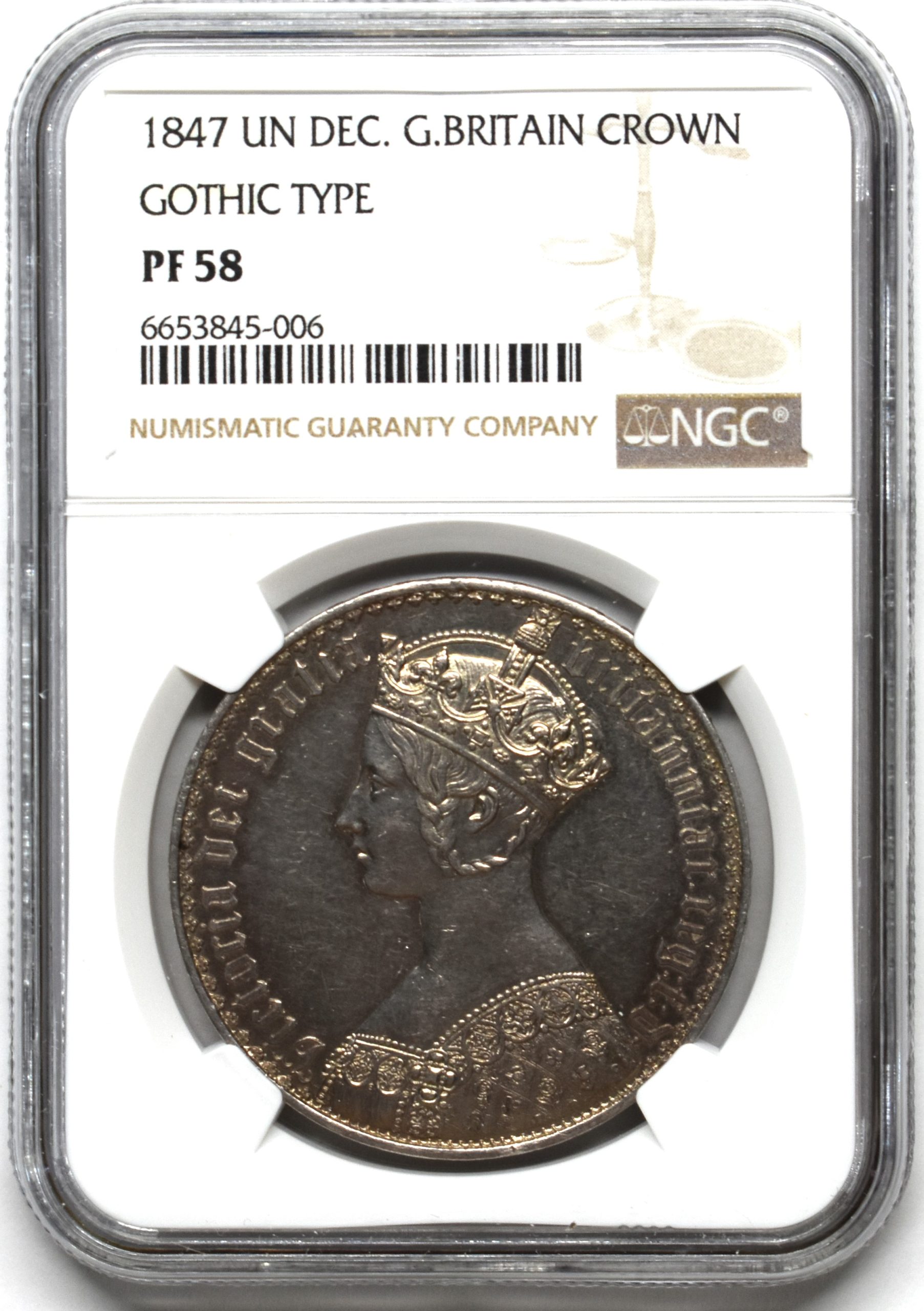 1847年 ゴシッククラウン銀貨 アンデシモ ヴィクトリア女王 エリザベス女王 イギリス ロイヤルミント 貨幣 硬貨 古銭